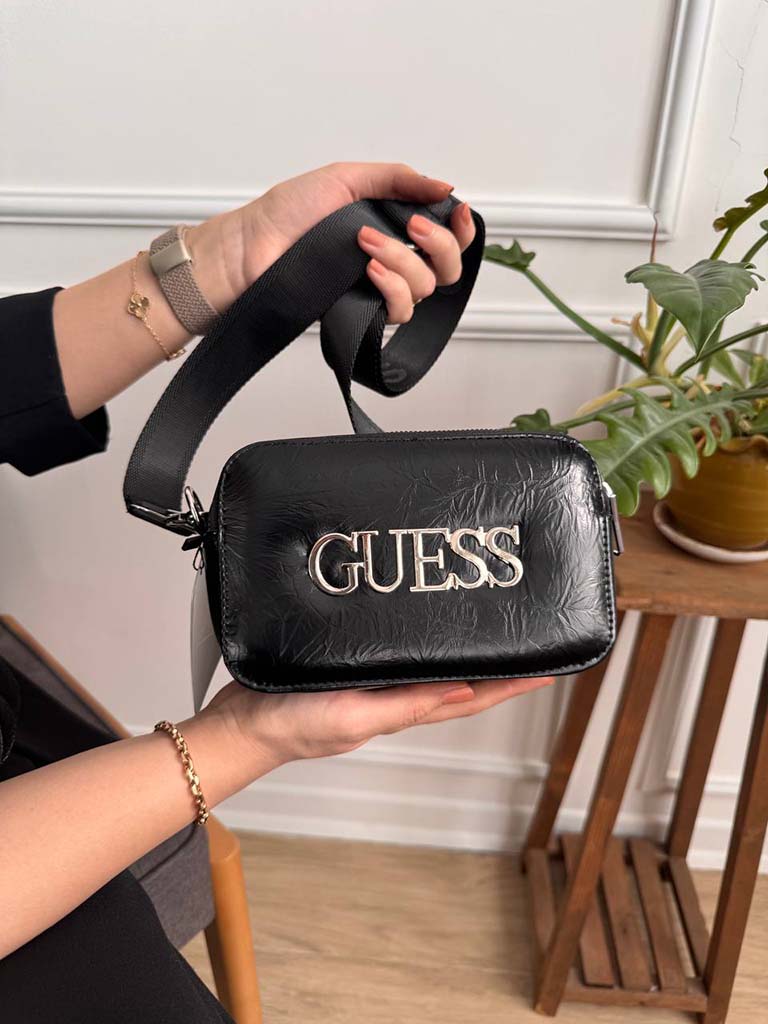کیف رودوشی مشکی برند GUESS