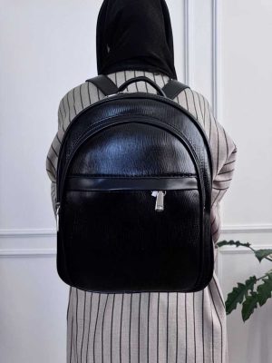 کوله‌پشتی زنانه چرم مشکی طرح لیزارد کد 2164