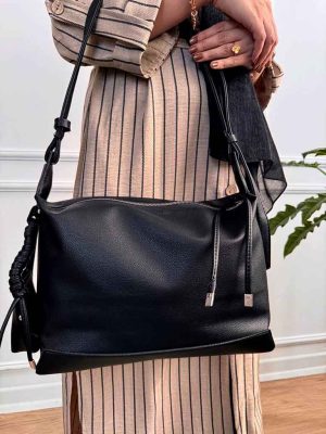 کیف زنانه دوشی چرمی مشکی ساده با بند بلند کد 2152