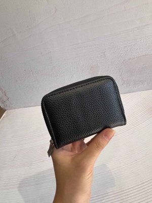 کیف چرمی زیپ‌دار مشکی جیبی کارت و پول