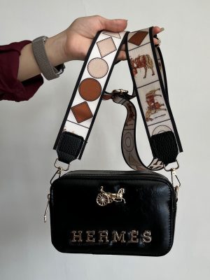 کیف پاسپورتی دوشی زنانه مشکی هرمس HERMES