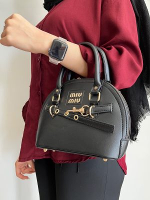 کیف زنانه هلالی MIU MIU دوشی و دستی مشکی